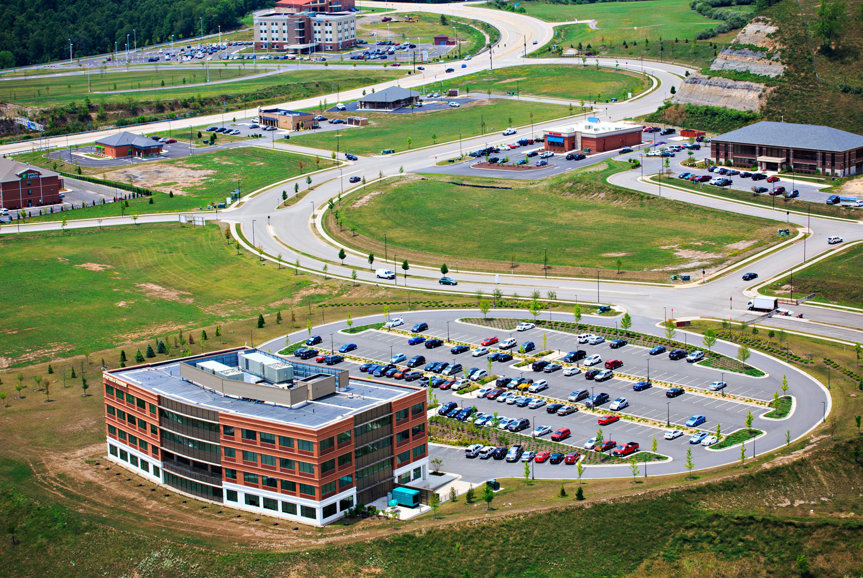 White Oaks Business Park  The Thrasher Group
